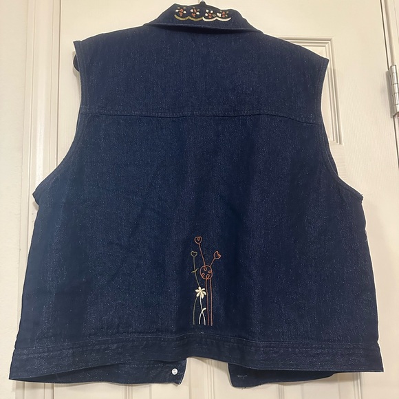 ❗️ Signature by Jerell Denim Sleeveless Embroidered Vest Size XL - Picture 8 of 13